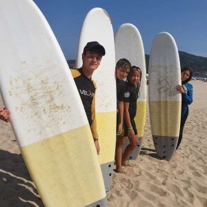 kids-campamento-surf-01