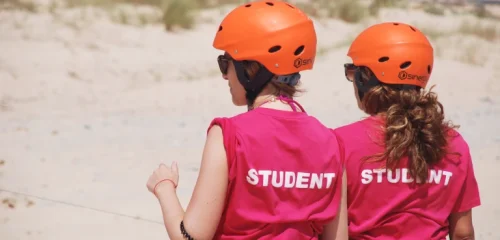 Curso semi privado de kitesurf en la playa de Valdevaqueros de Tarifa